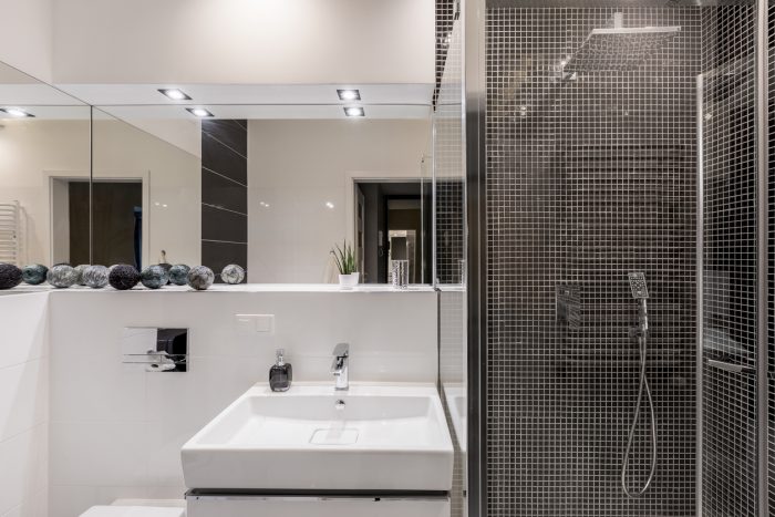 5 Reasons to Consider Upgrading Your Bathroom with a Mosaic Tile Floor