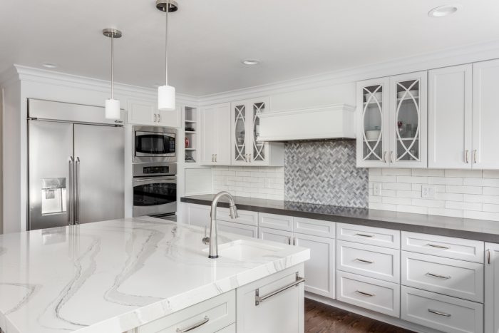 white kitchen with quartz countertops